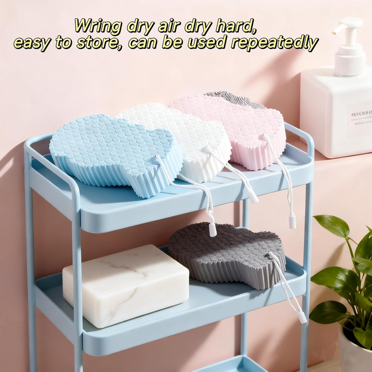 Fish scale bath sponge baby bath towel does not hurt the skin painless bath.